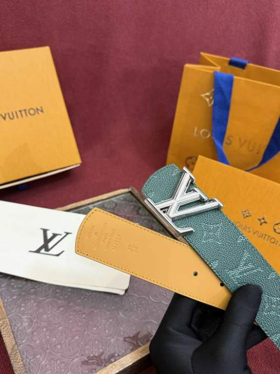 Picture of Louis Vuitton Belts _SKUfw218628393fw